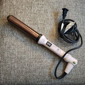 L'ange Titanium curling wand